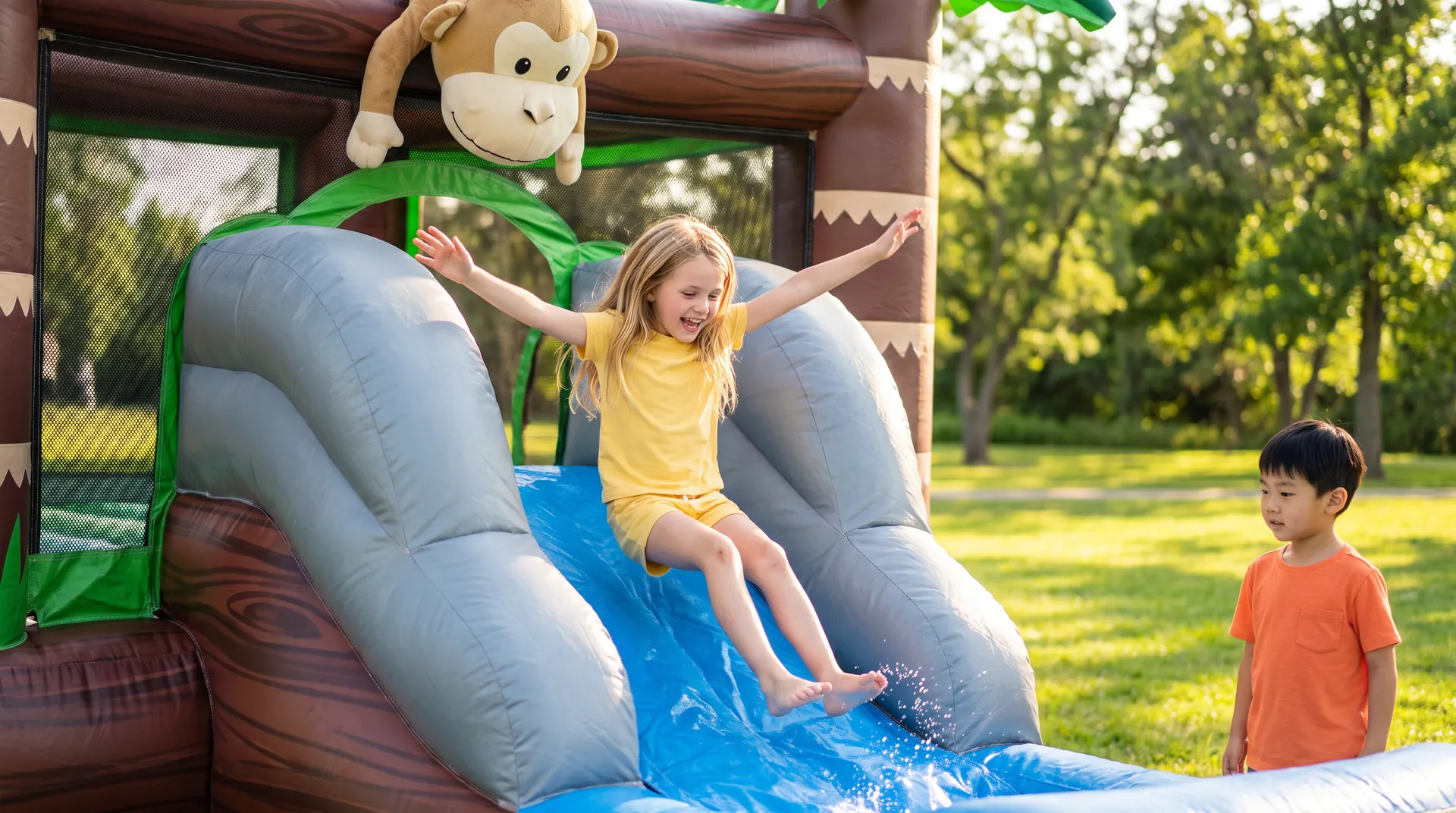 Bouncy Monkey, in use