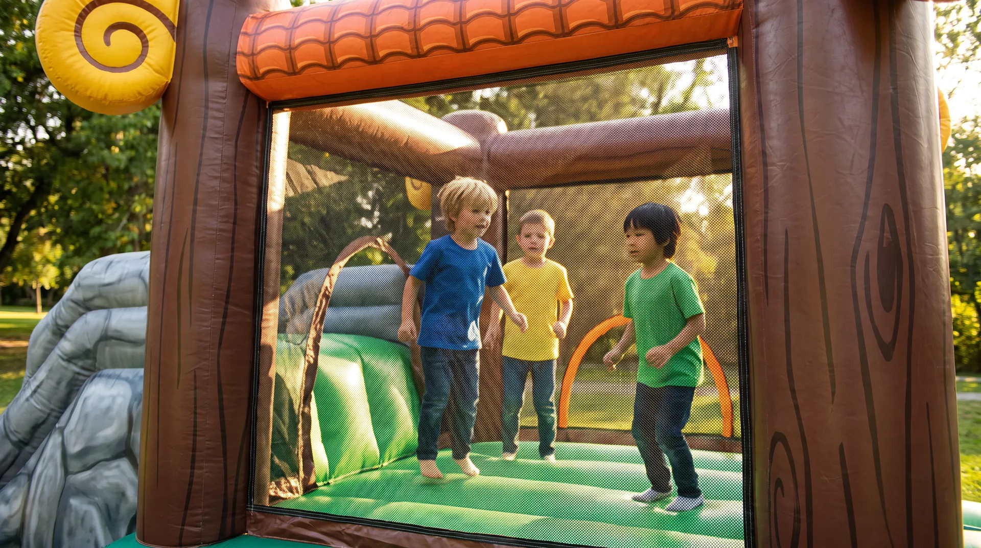 Bouncy Monkey, in use