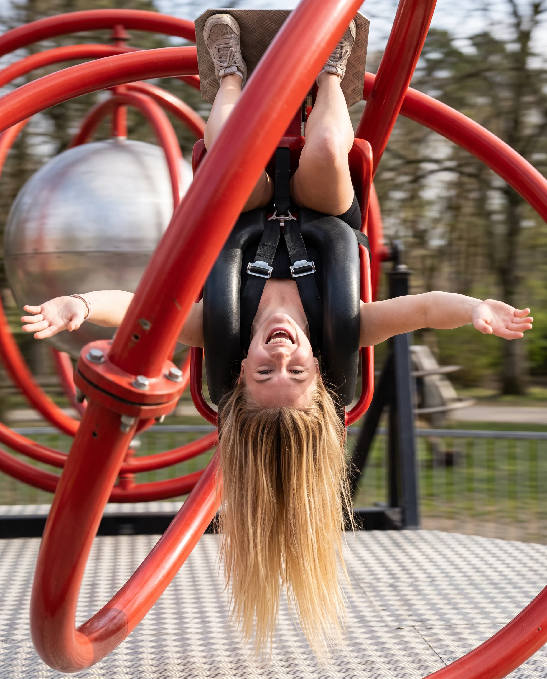 Human Gyro, photo 2