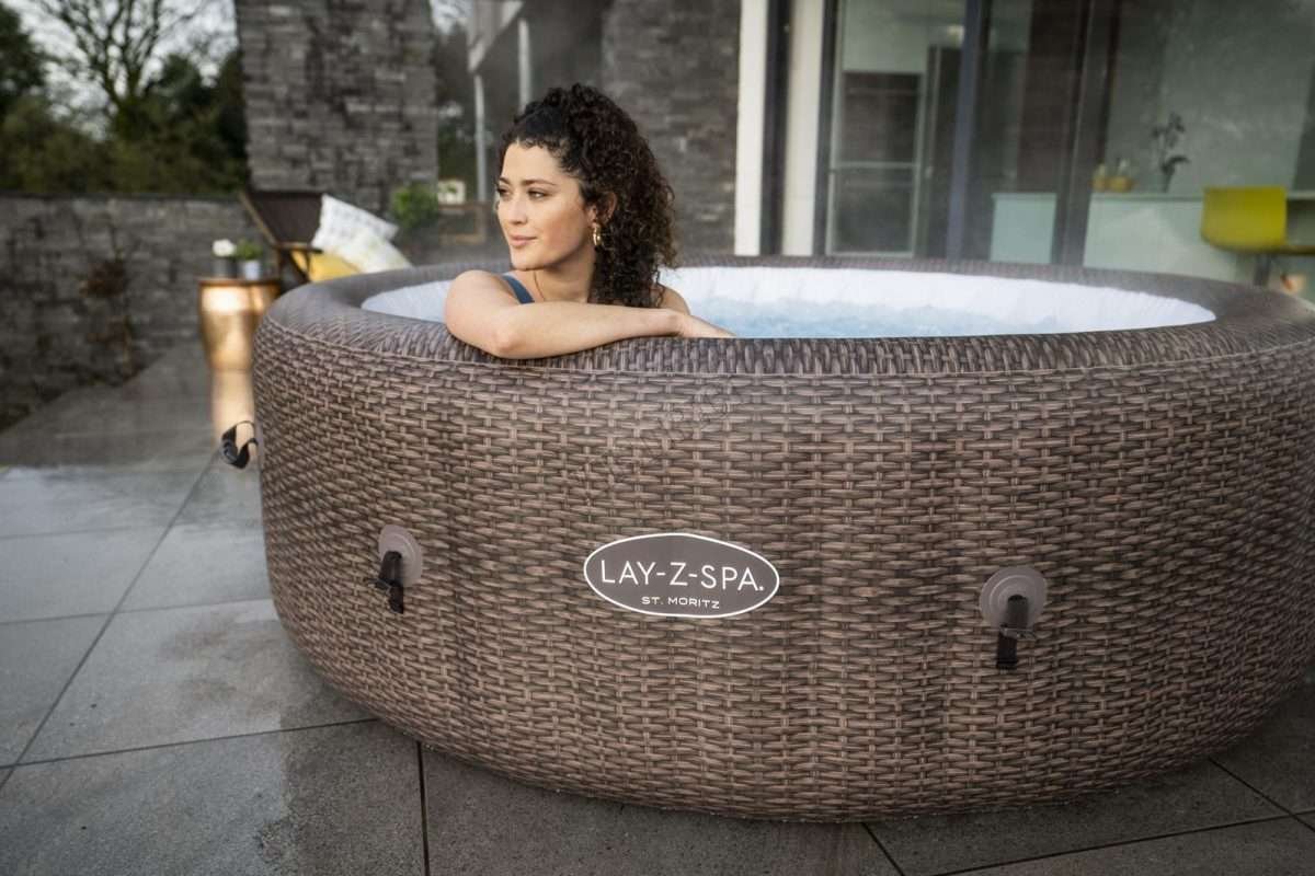 Bestway 60023 | Size 7.00 x 7.00 x 2.30 Ft | Inflatable Portable Spa Lay Z Bathtub St Moritz - Image 3